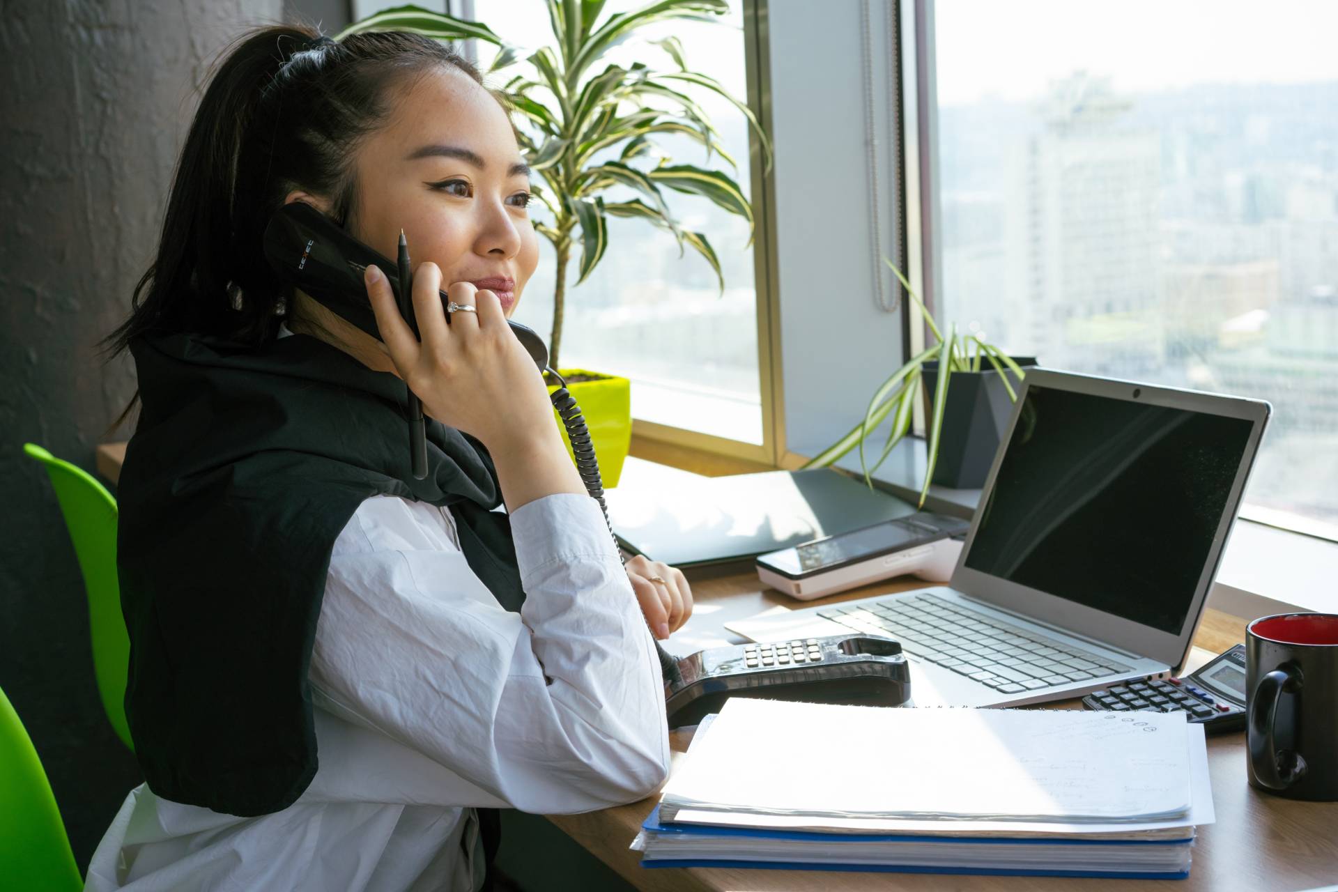 administrative software systems woman at desk